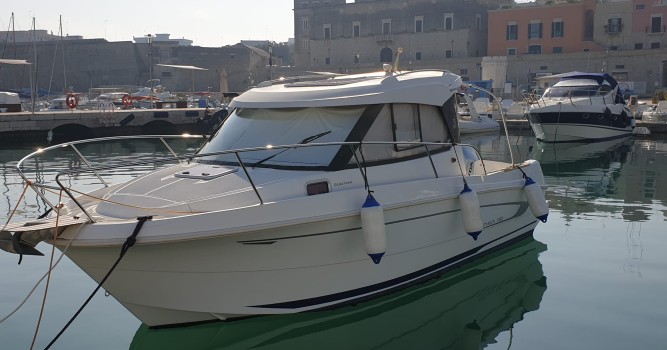 Antares 780 - Barche motore usate Sicilia