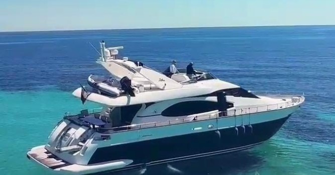 Azimut 74 Fly - Used Yacht in Sicily