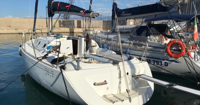 First 31.7 - Barche usate vela Sicilia