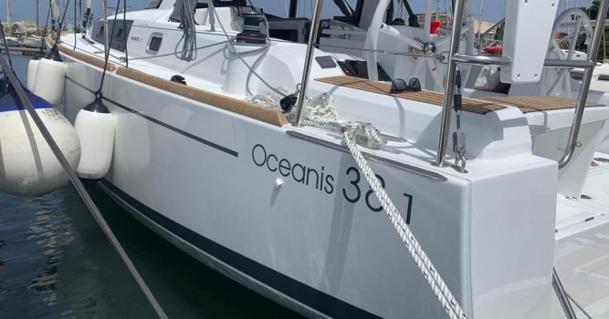 Oceanis 38.1 2021 - Barche a vela usate Sicilia